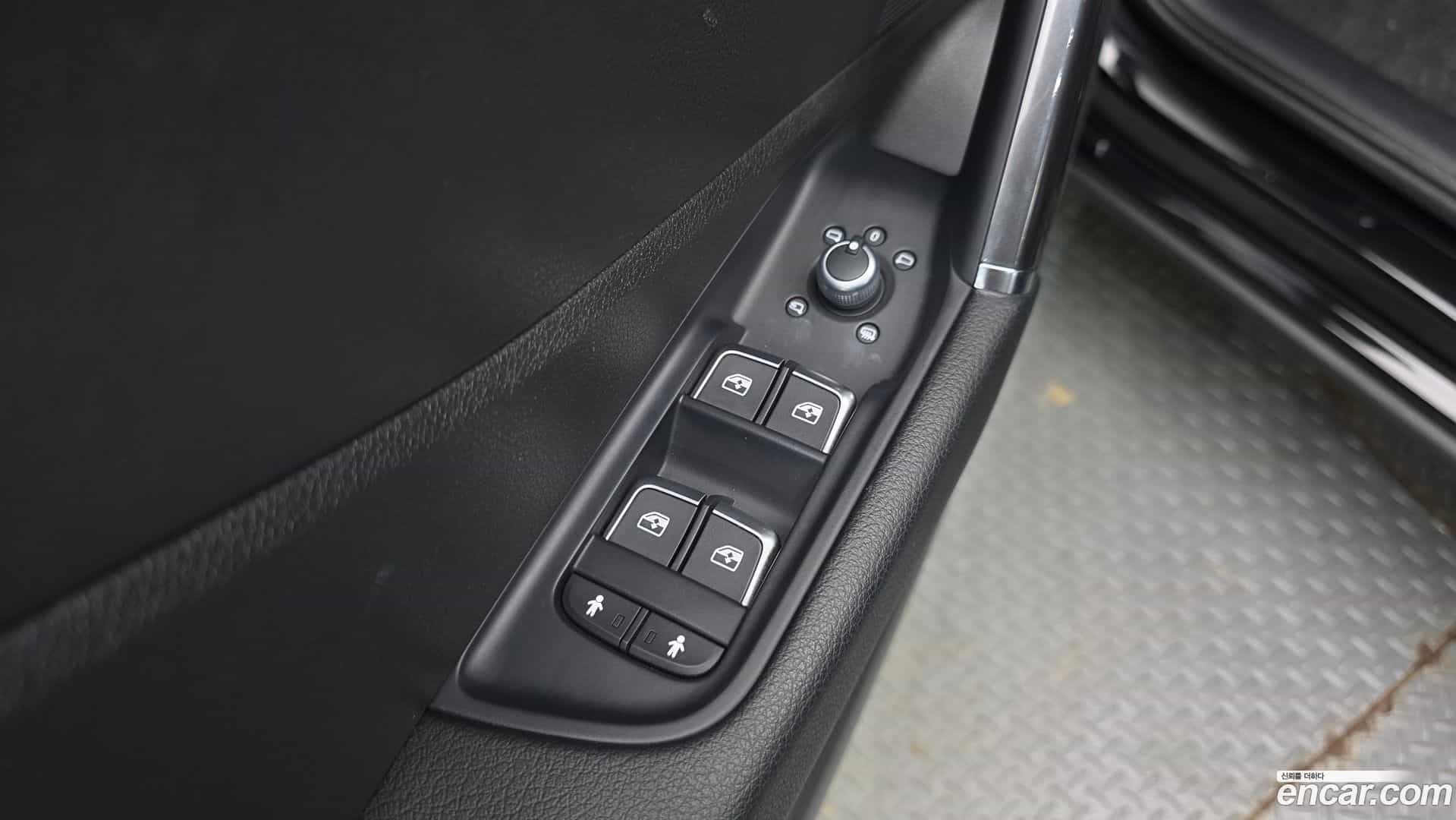 Q2 Audi 2023.11-OPTION-015