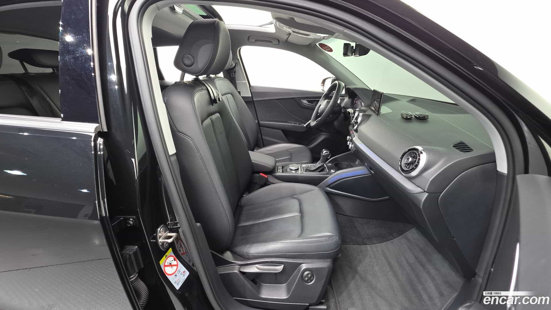 Q2 Audi 2023.11-INNER-036