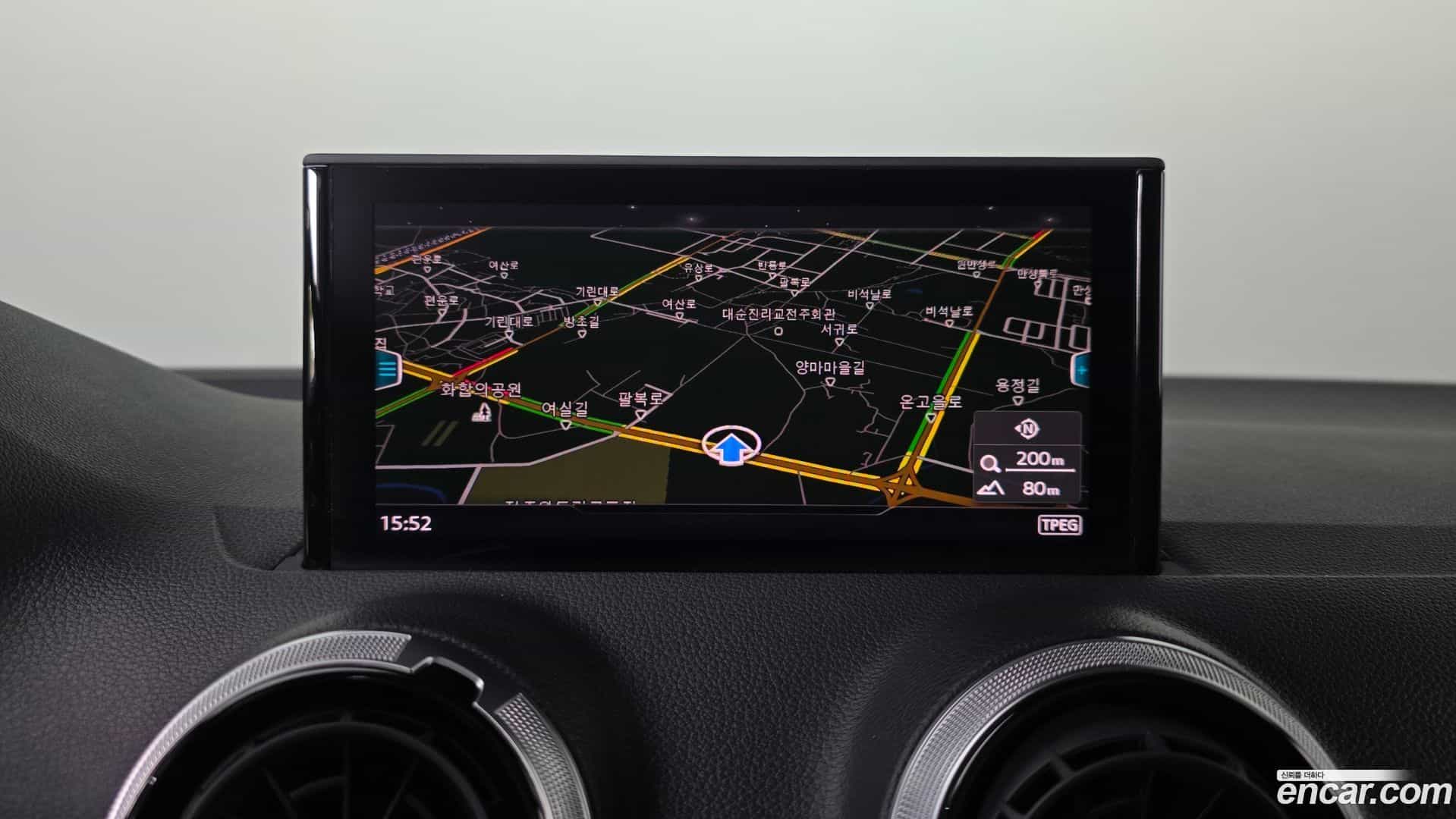 Q2 Audi 2023.11-OPTION-043