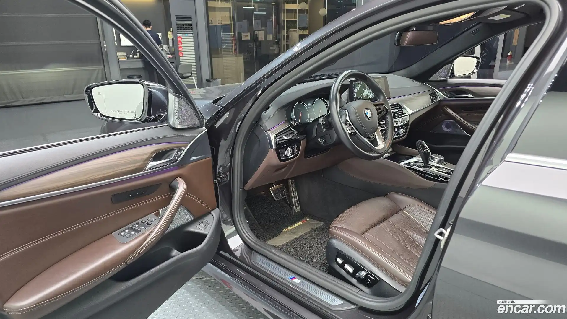 5-Series BMW 2017.11-INNER-010