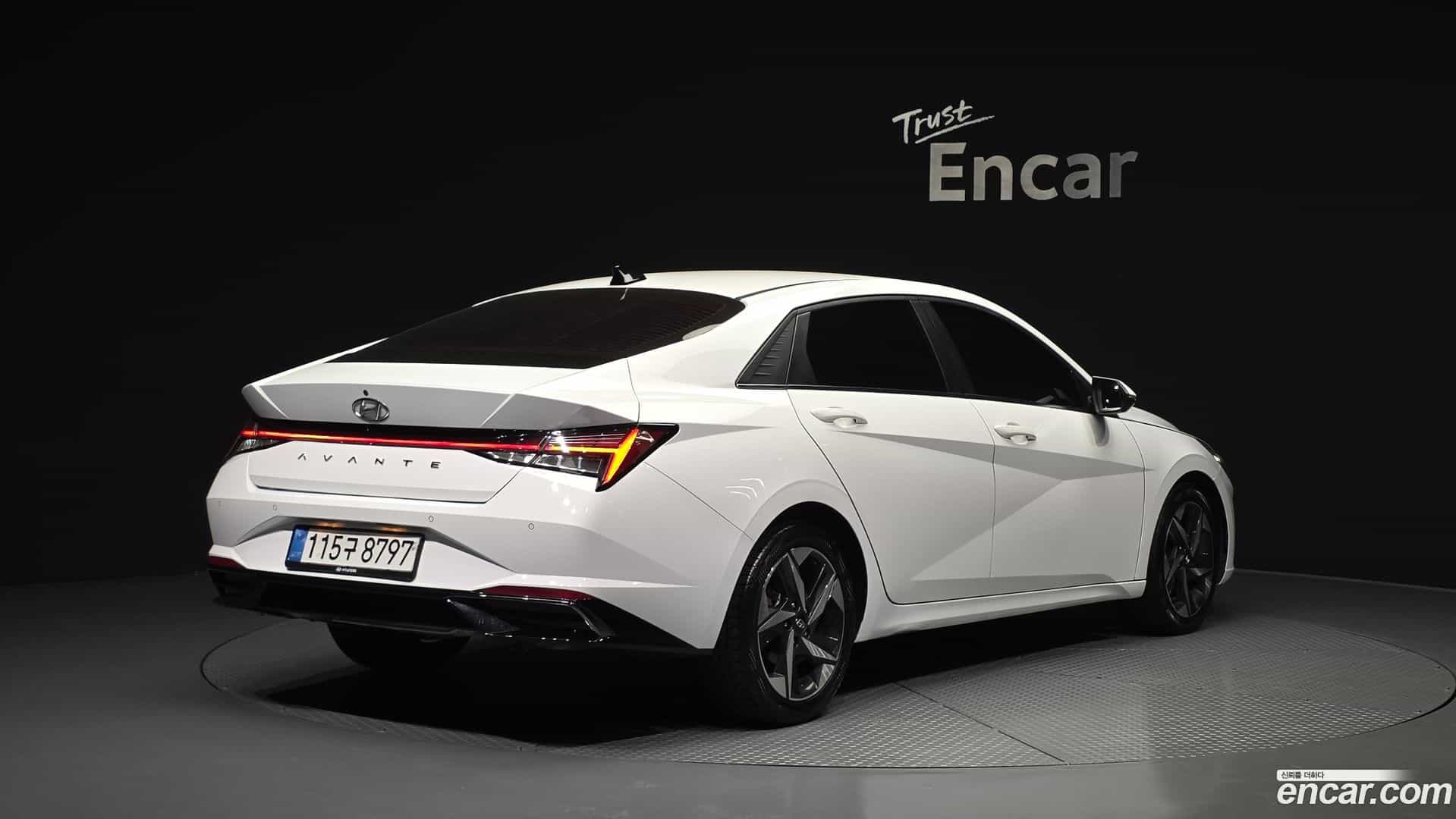 AVANTE Hyundai 2021.0-OUTER-002