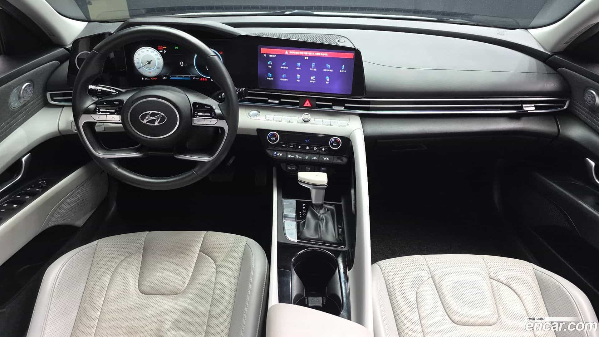 AVANTE Hyundai 2021.0-INNER-007