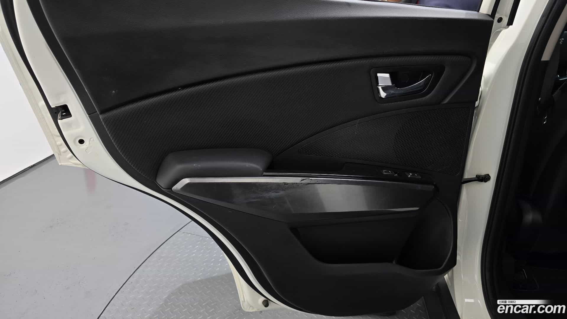 TIBOLI KG Mobility 2022.4-INNER-035