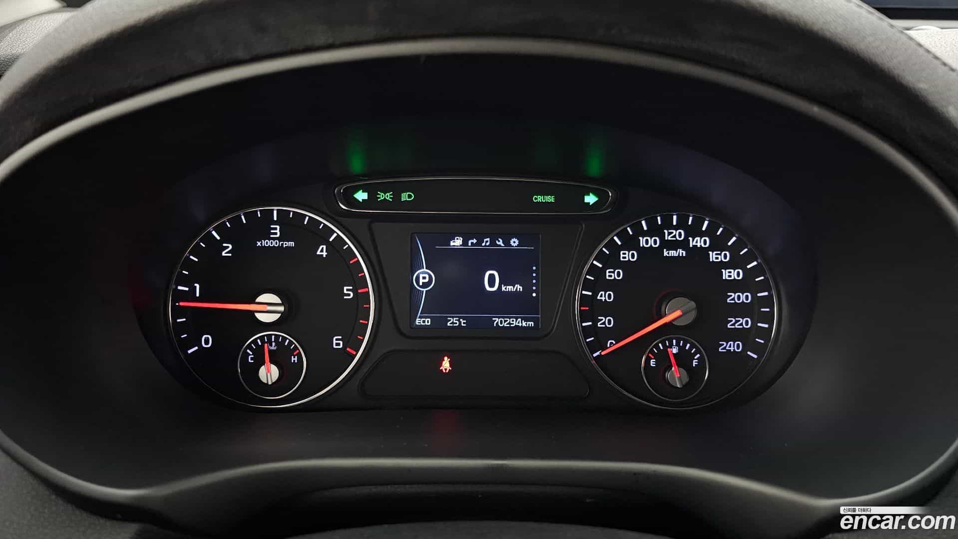 Sorento Kia 2016.2-INNER-008
