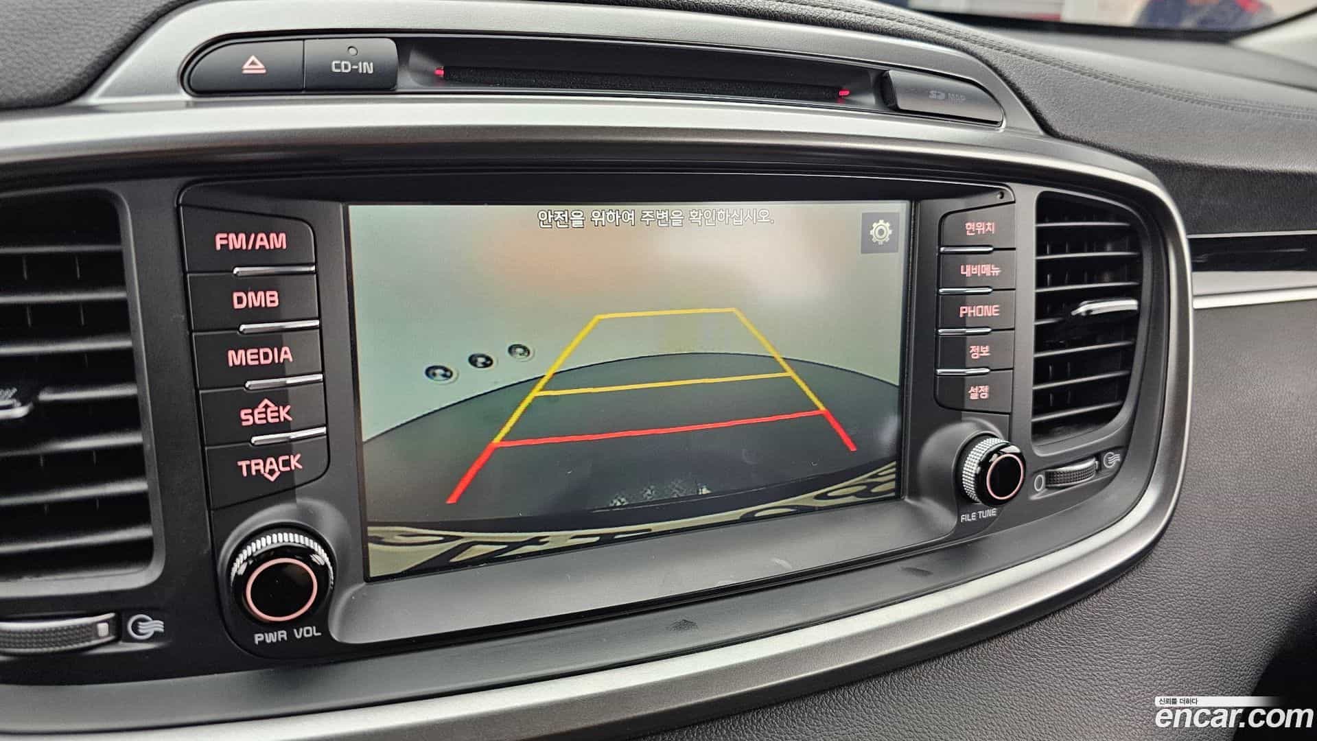 Sorento Kia 2016.2-OPTION-019