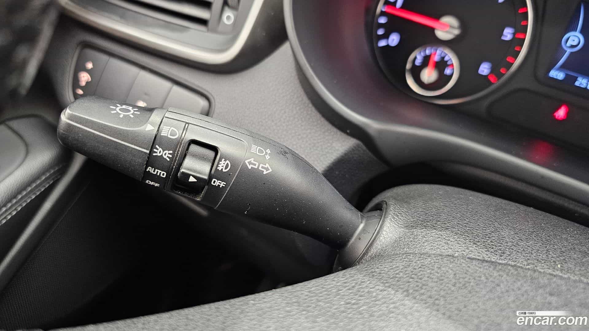 Sorento Kia 2016.2-OPTION-043