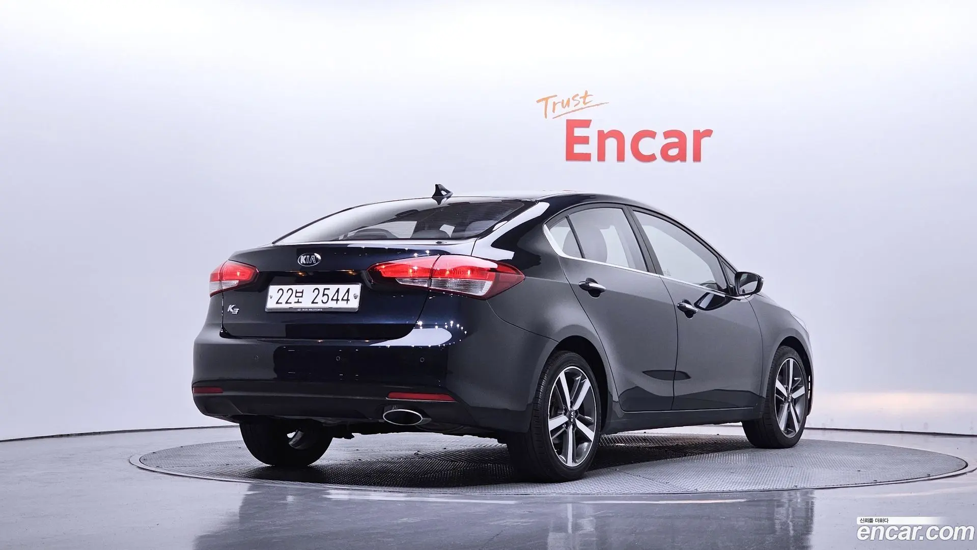 Main__Slider__Photo:K3 Kia 2017.4-1