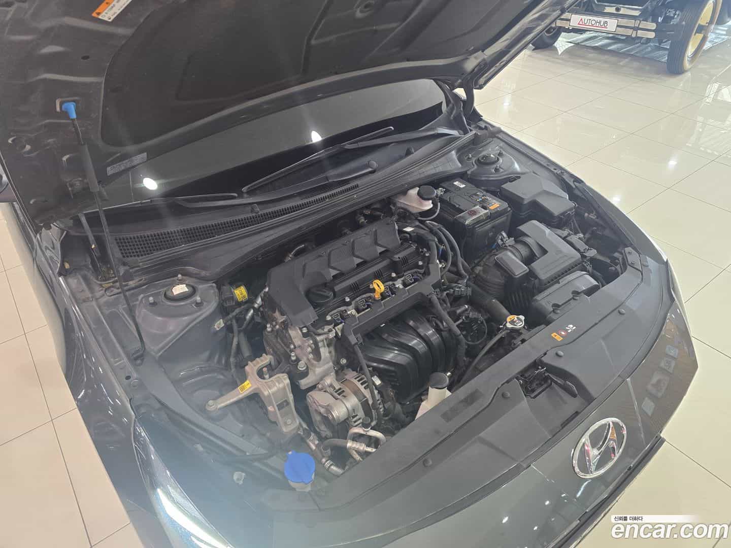 AVANTE Hyundai 2021.10-INNER-010
