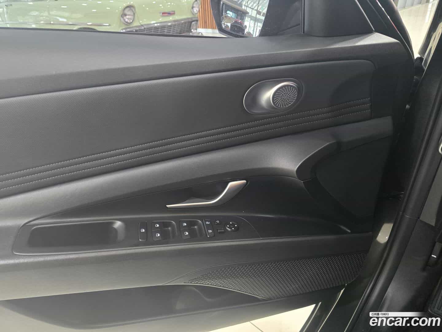 AVANTE Hyundai 2021.10-OPTION-018