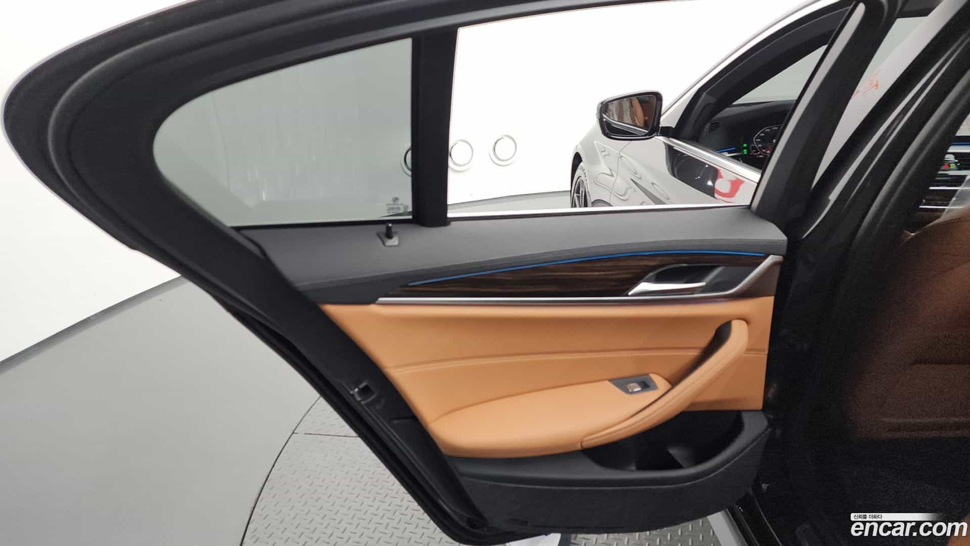 5-Series BMW 2020.9-INNER-035