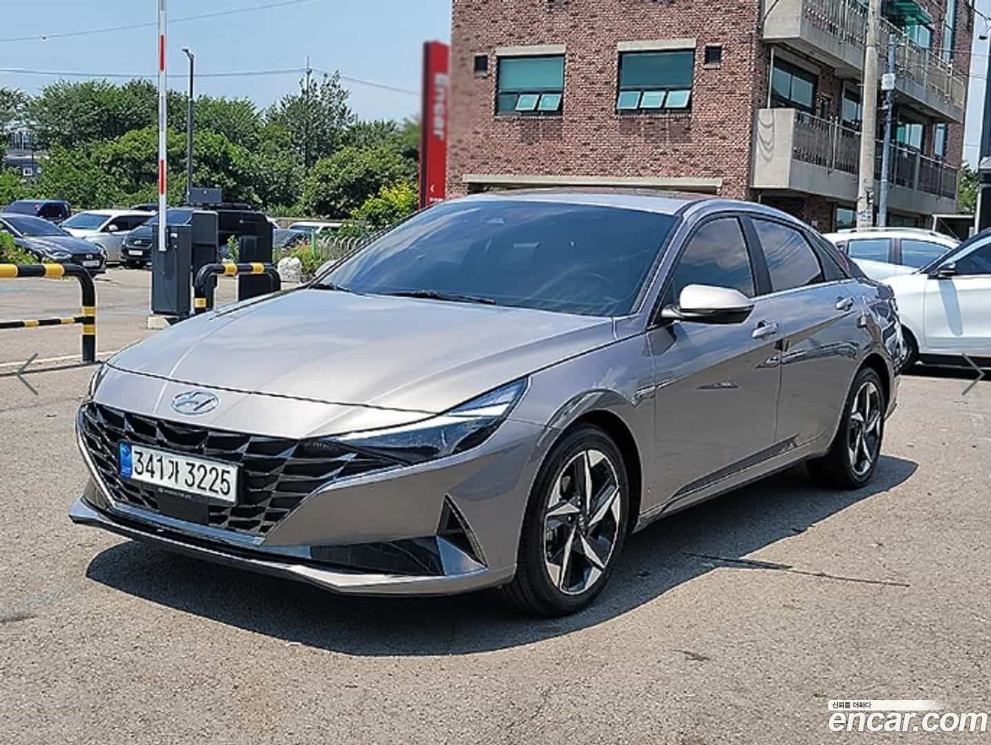 AVANTE Hyundai 2023.0-OUTER-002