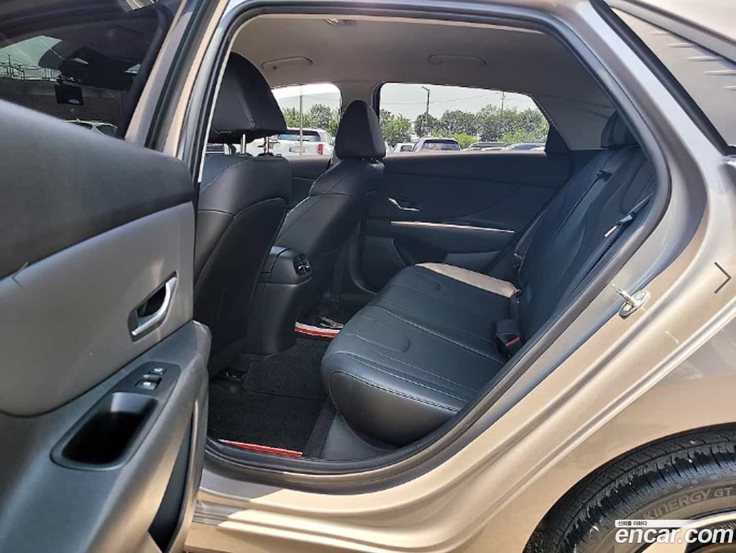 AVANTE Hyundai 2023.0-INNER-007