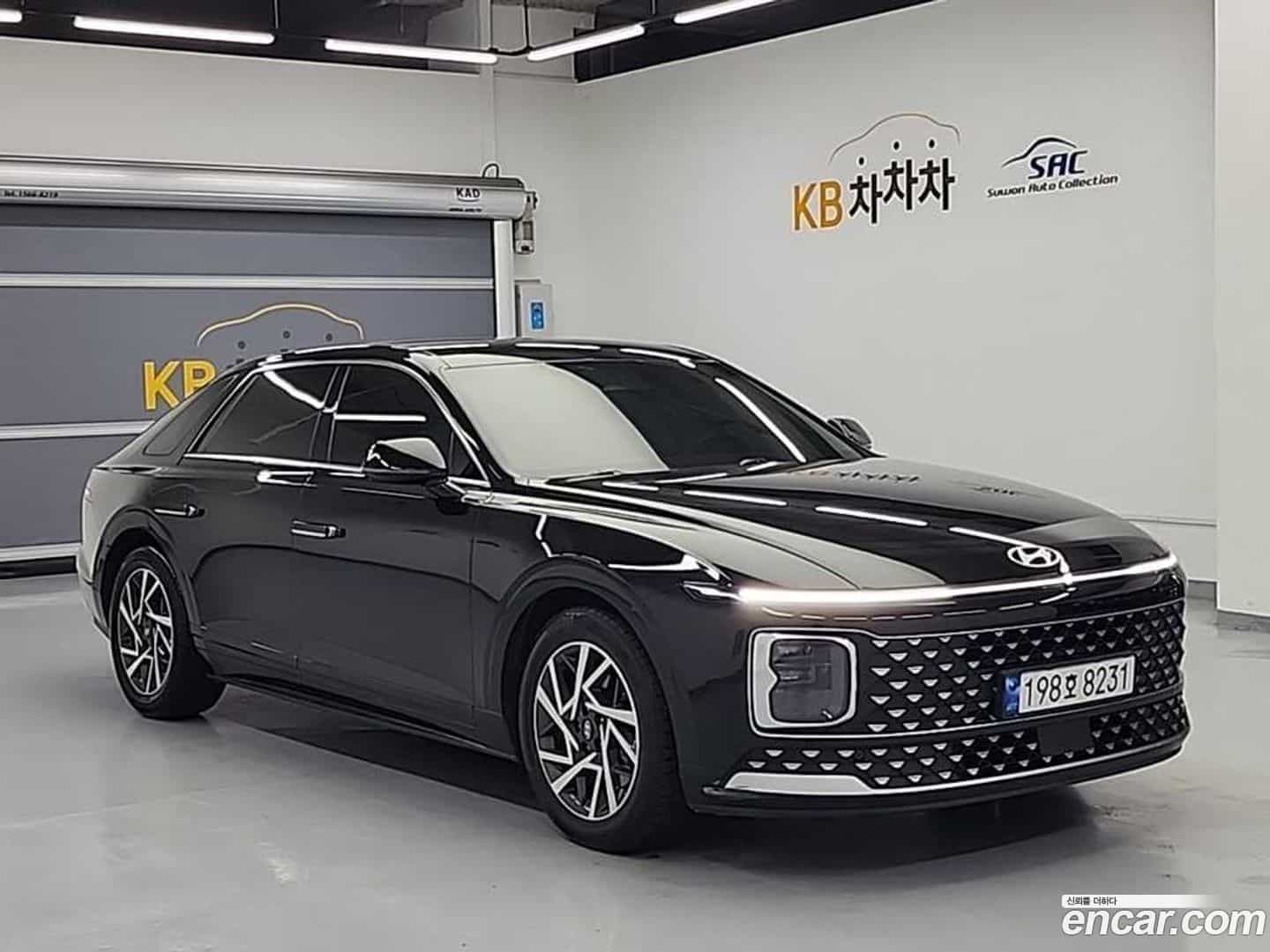 Grandeur Hyundai 2023.4-OUTER-004