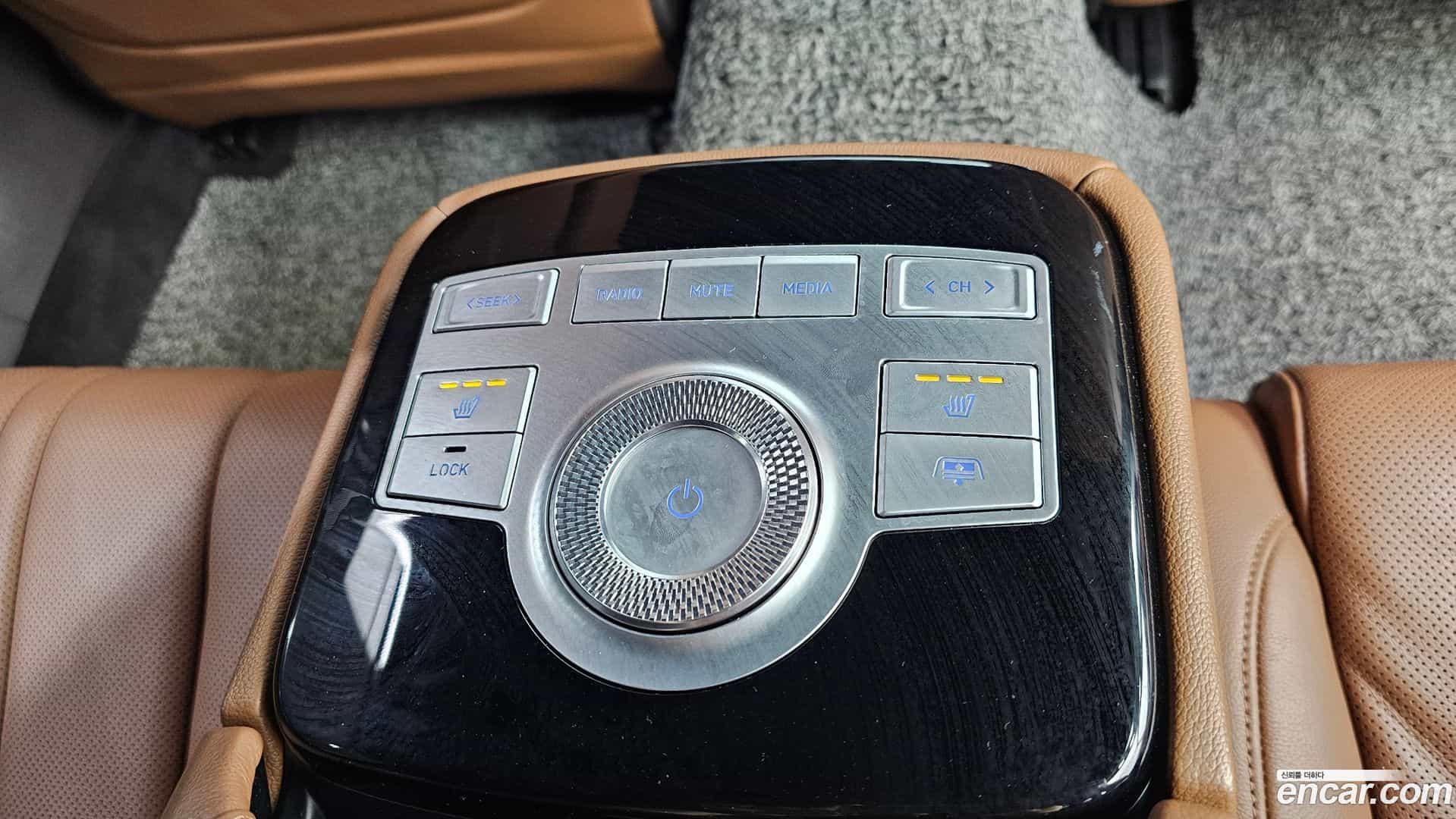 G80 Genesis 2021.2-OPTION-023