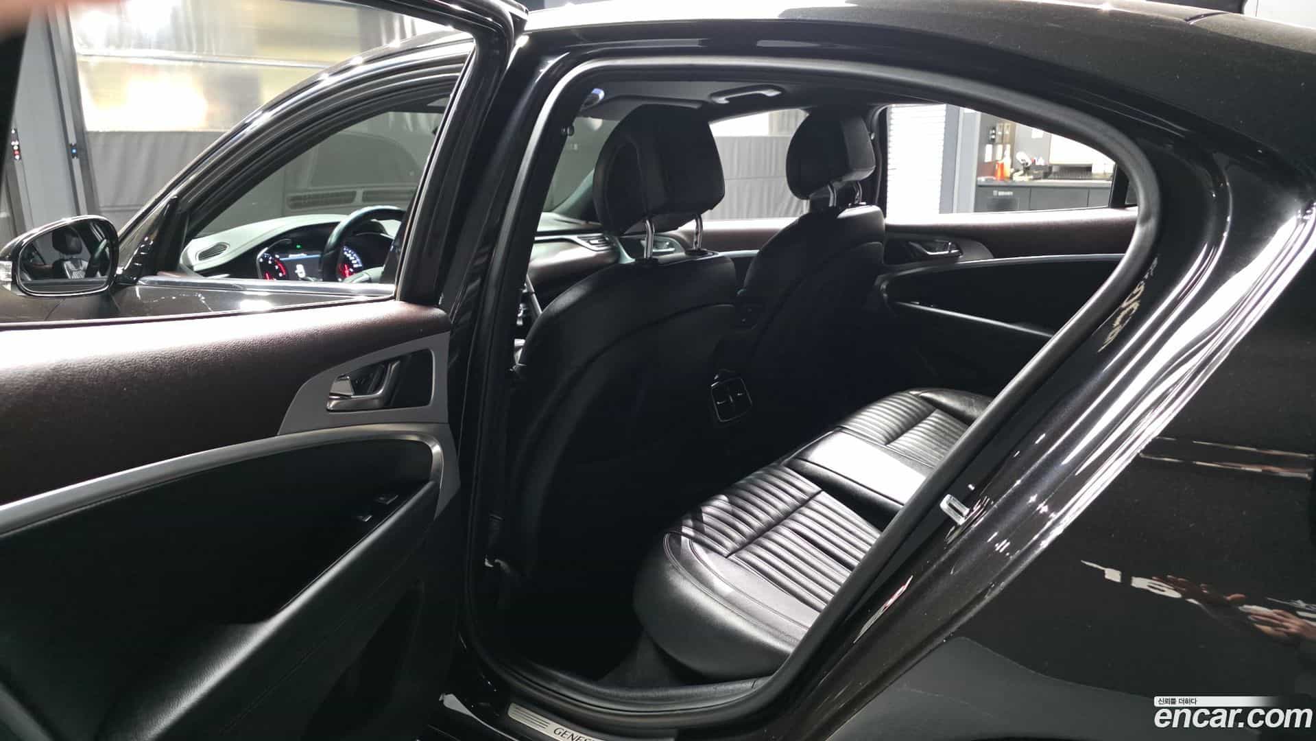 G70 Genesis 2018.6-INNER-036