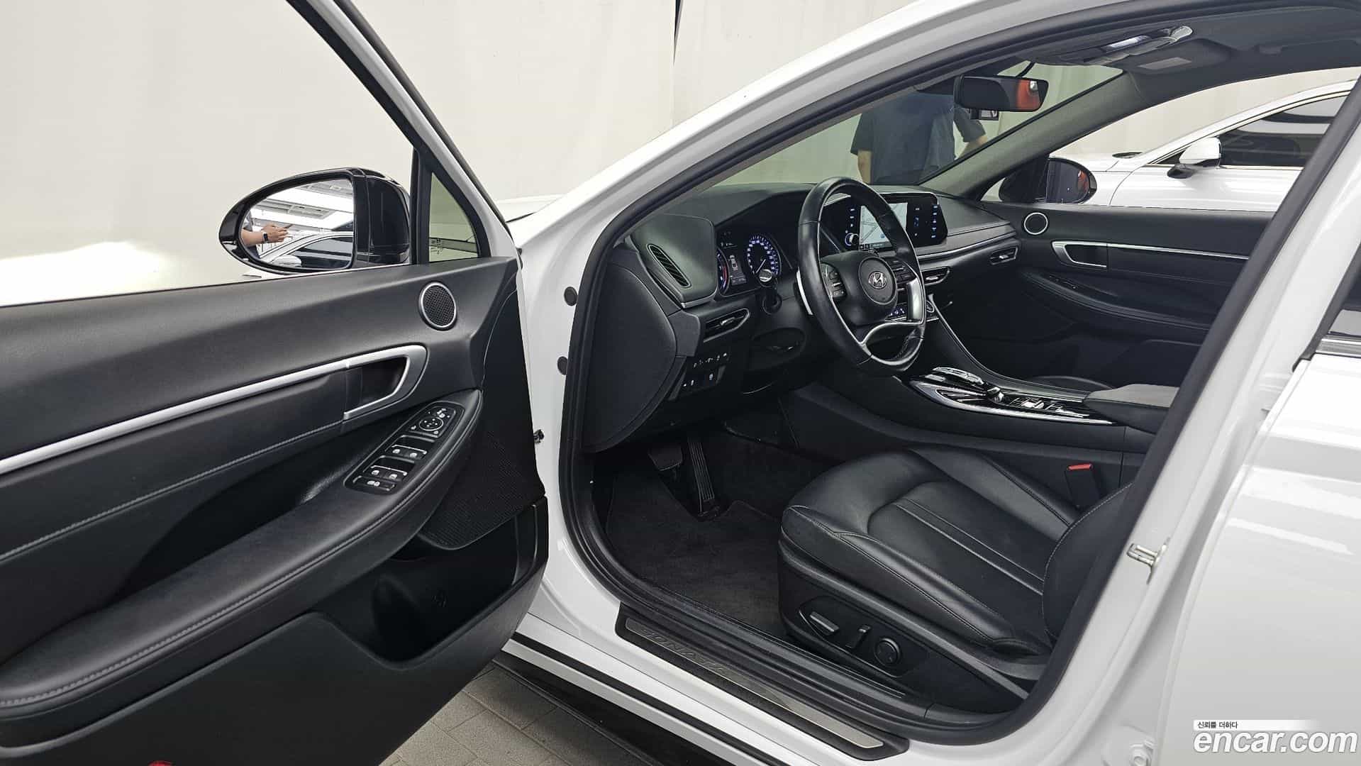 Sonata Hyundai 2021.6-INNER-010