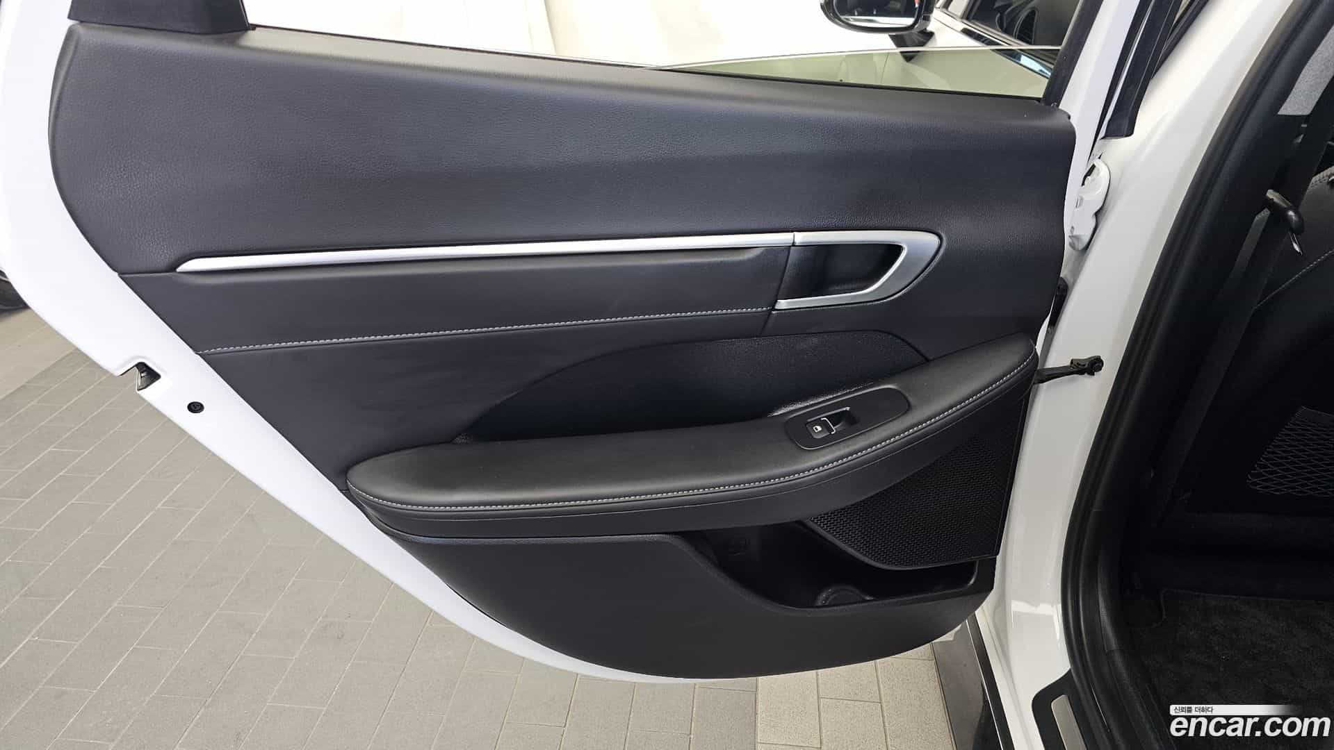 Sonata Hyundai 2021.6-INNER-035