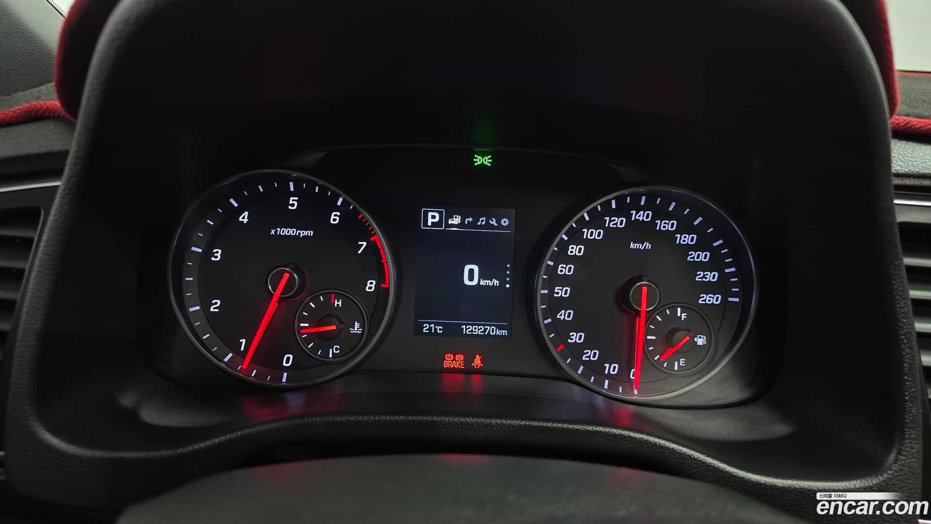 AVANTE Hyundai 2018.8-INNER-008