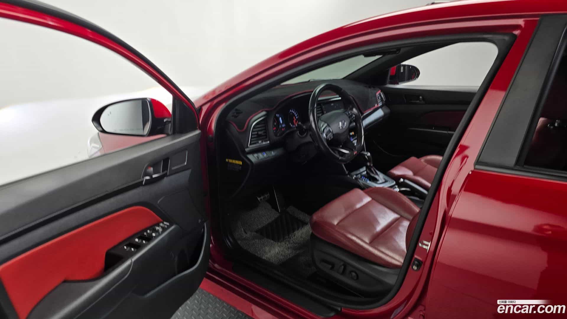 AVANTE Hyundai 2018.8-INNER-010