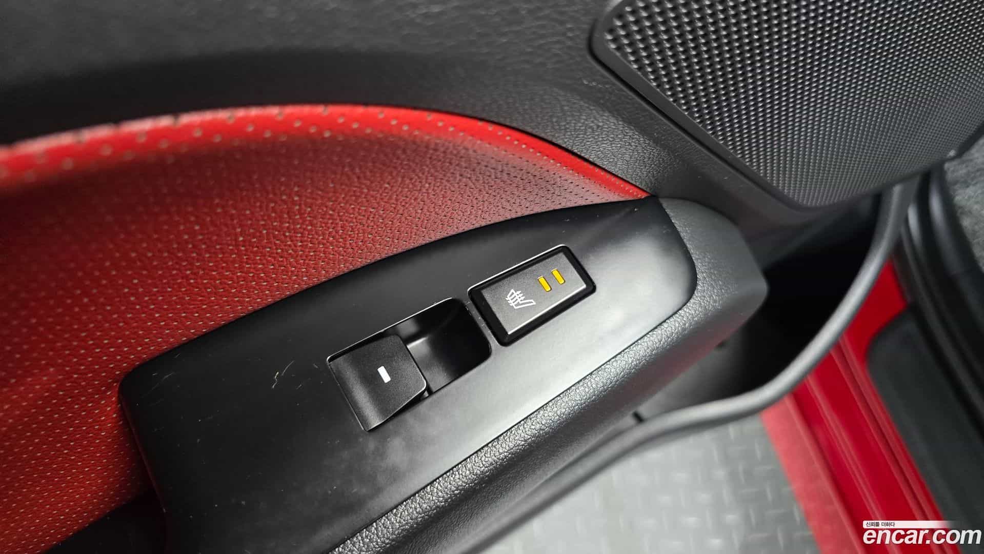 AVANTE Hyundai 2018.8-OPTION-042
