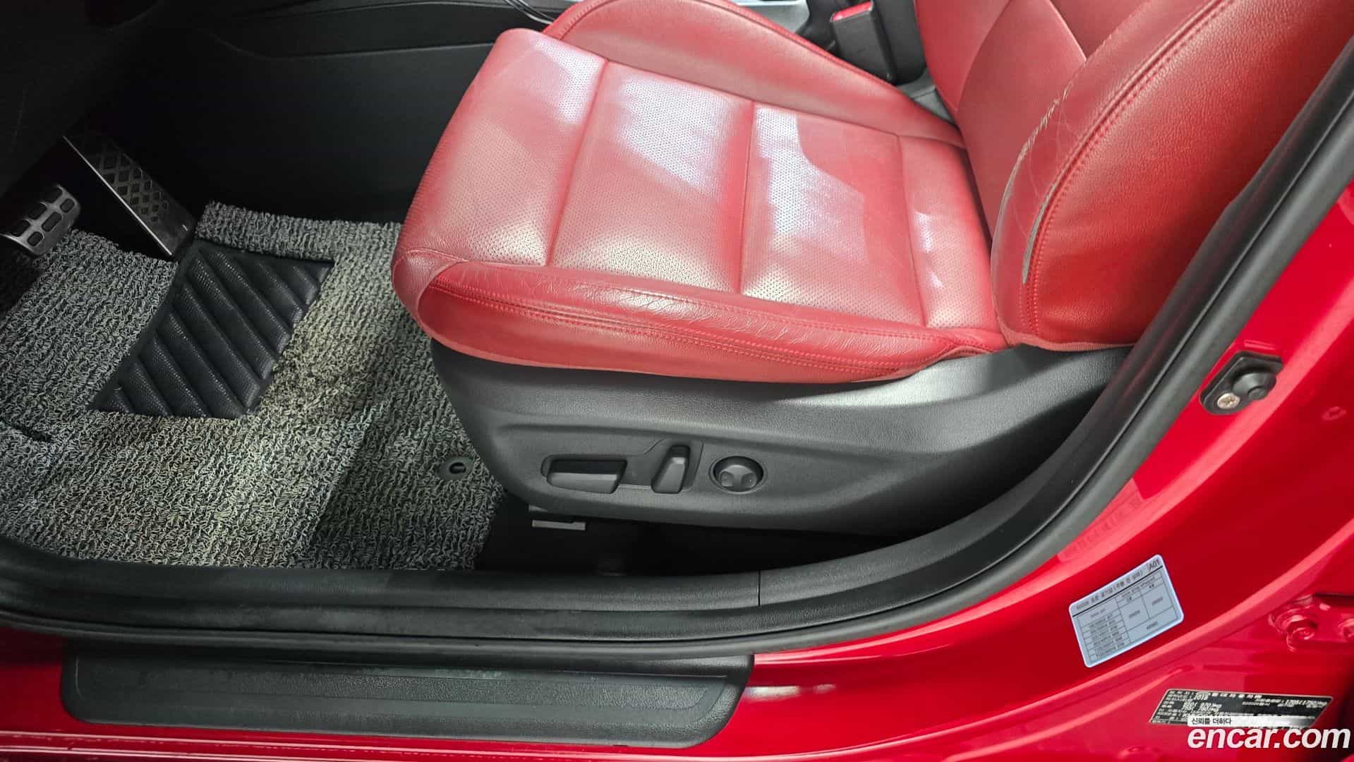 AVANTE Hyundai 2018.8-OPTION-045