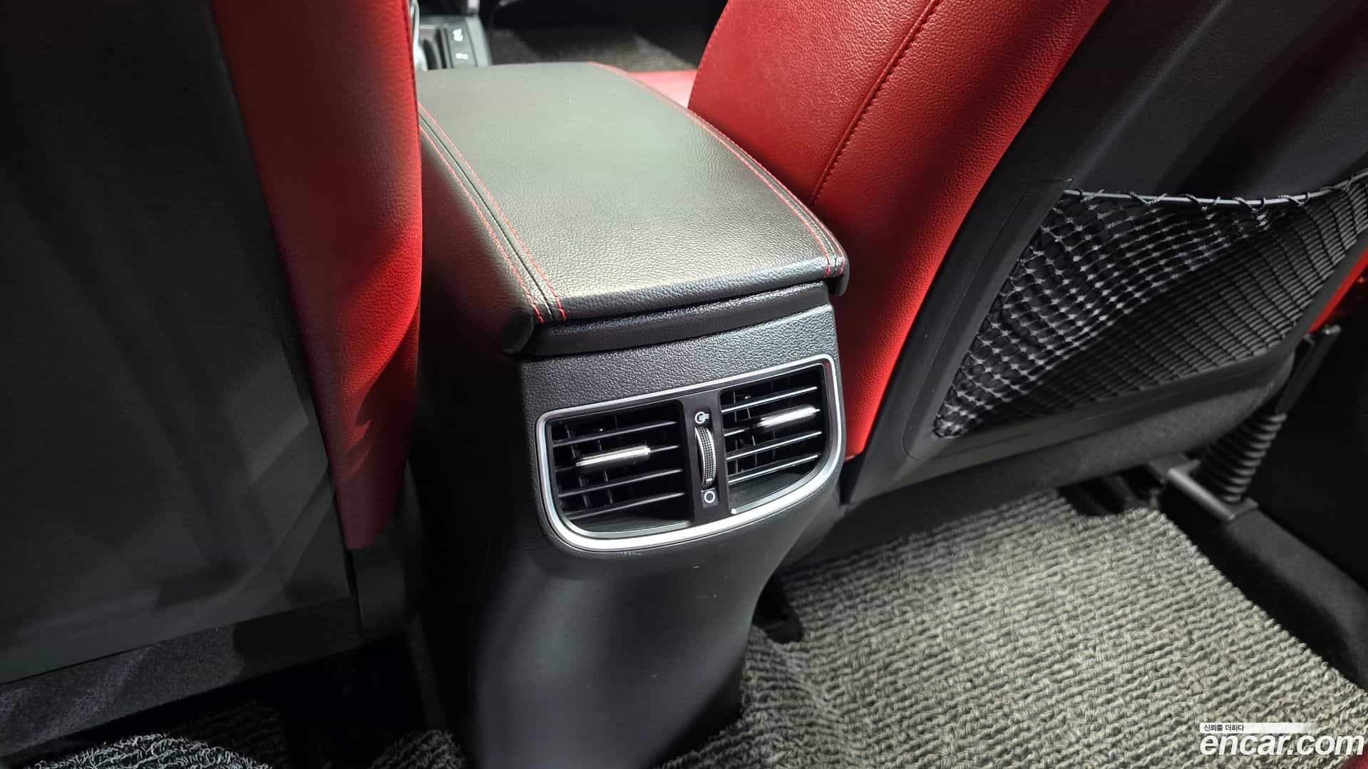AVANTE Hyundai 2018.8-OPTION-046
