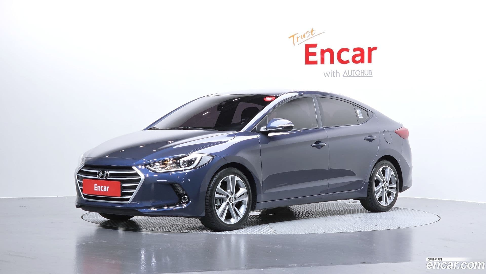 Main__Slider__Photo:AVANTE Hyundai 2017.10-0