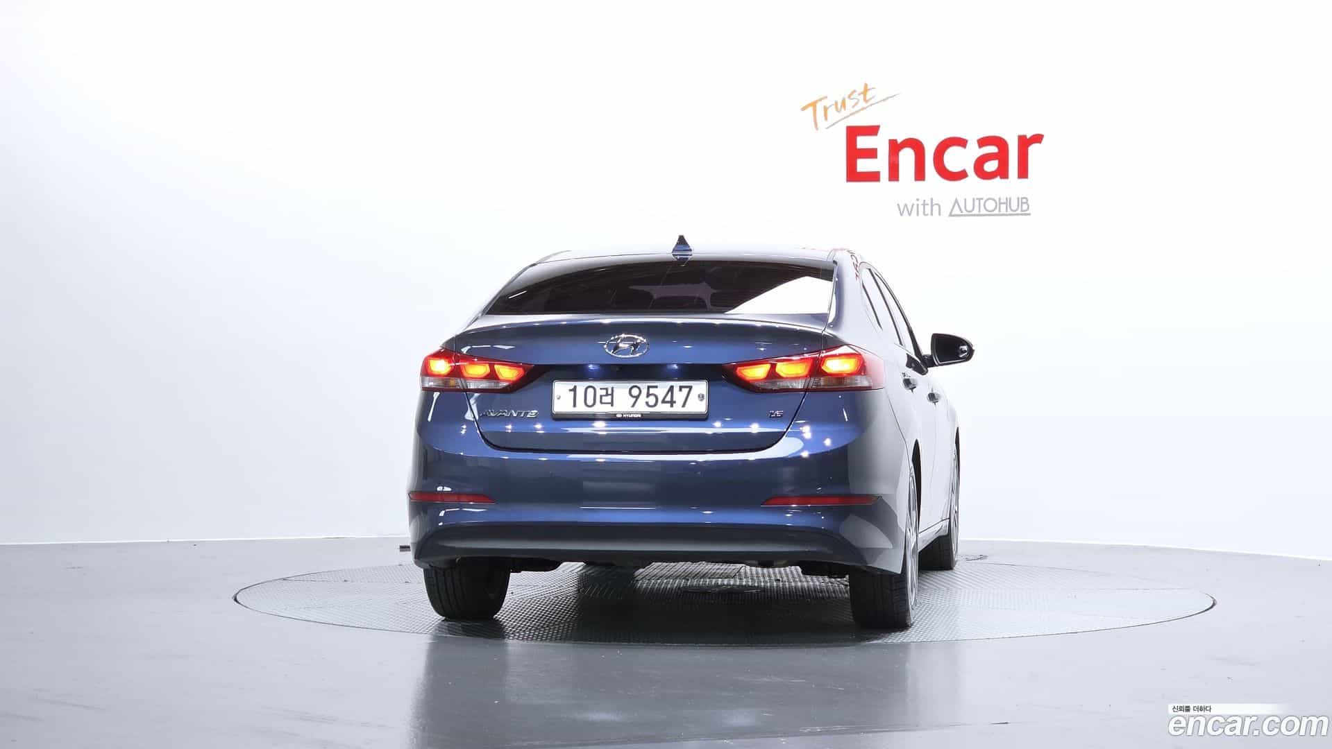 AVANTE Hyundai 2017.10-OUTER-004