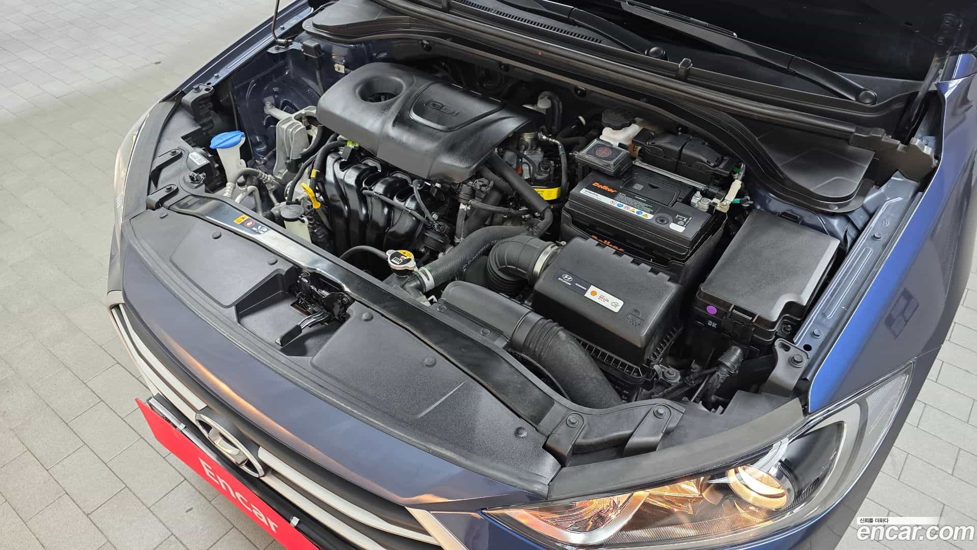 AVANTE Hyundai 2017.10-OUTER-006