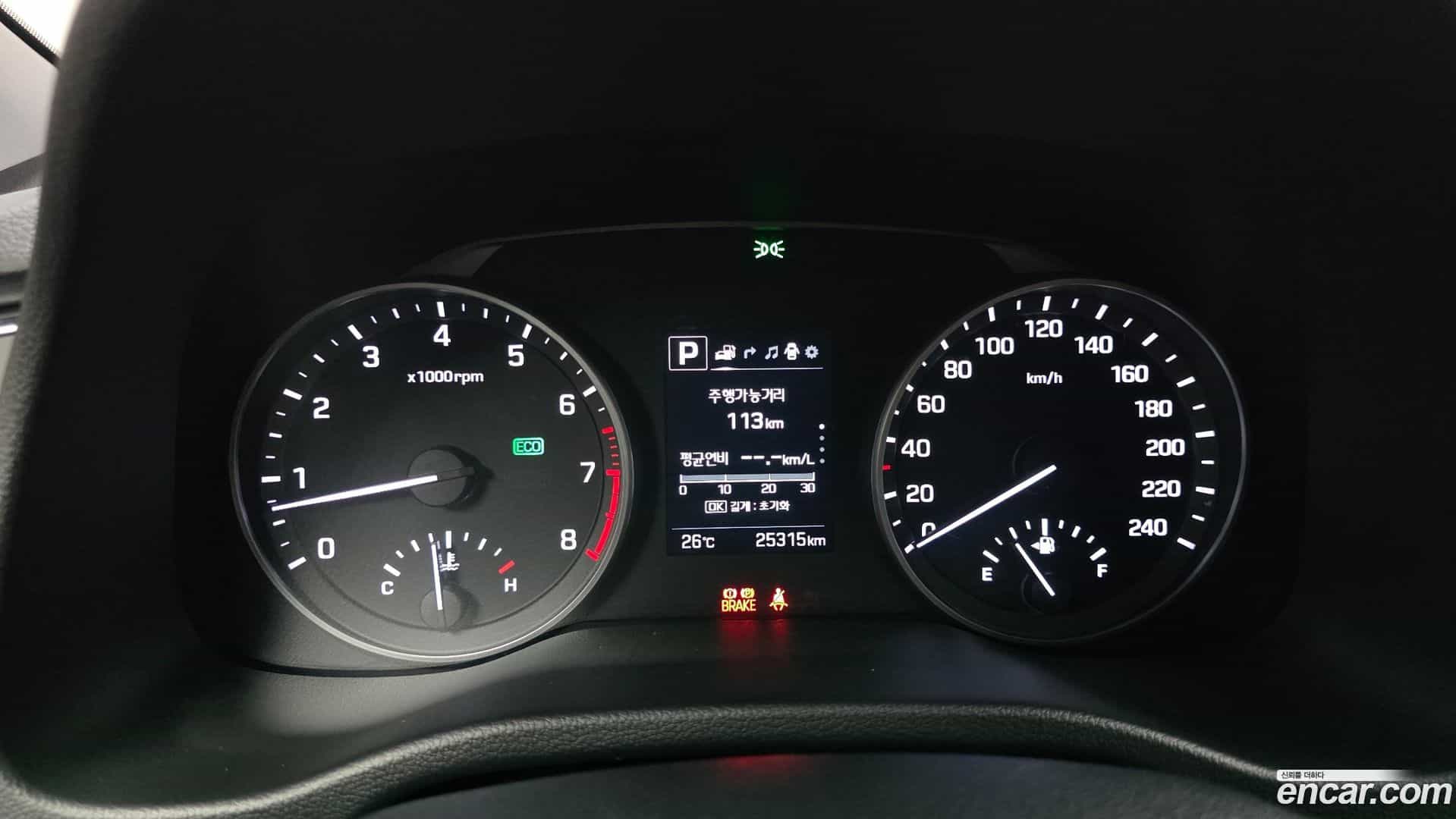 AVANTE Hyundai 2017.10-INNER-008