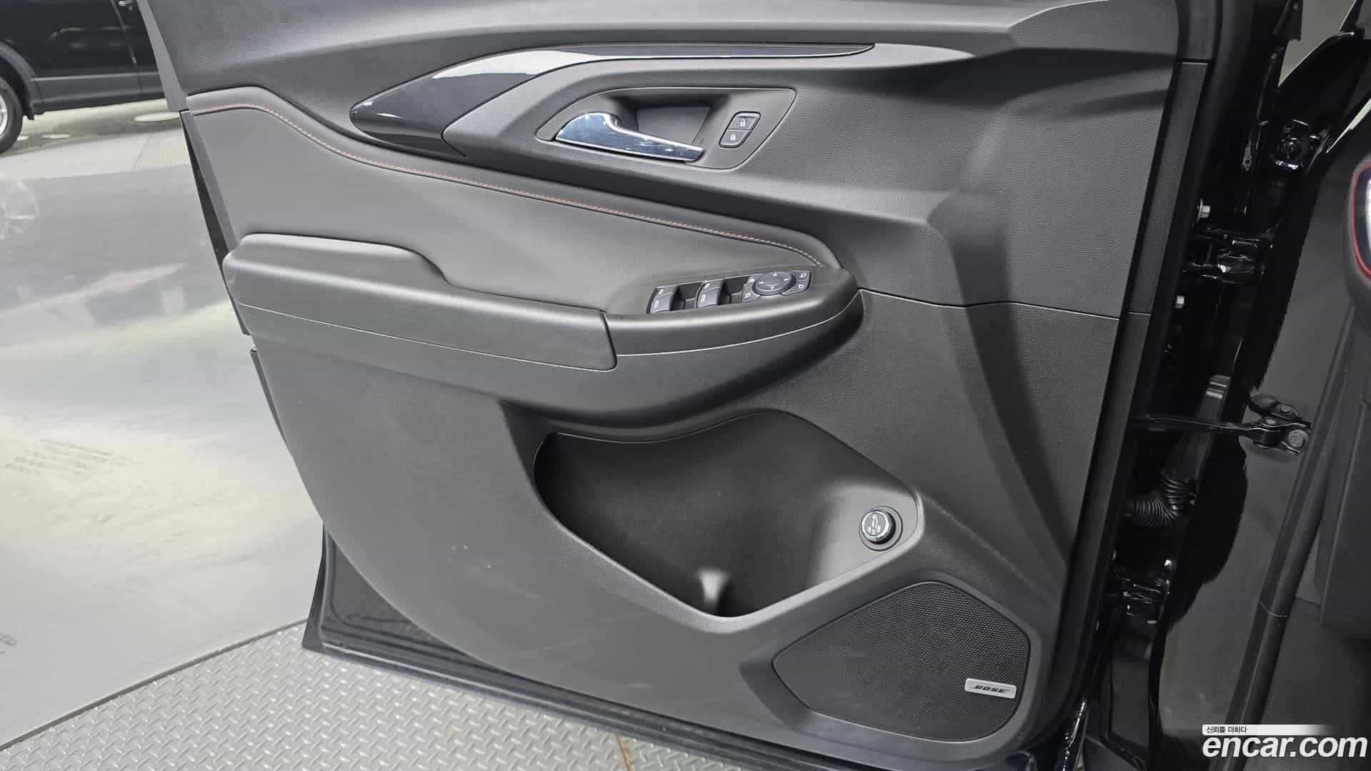 Trailblazer Chevrolet 2023.2-INNER-034