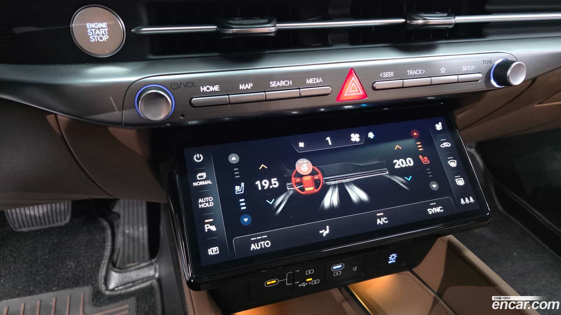 Grandeur Hyundai 2024.4-OPTION-044