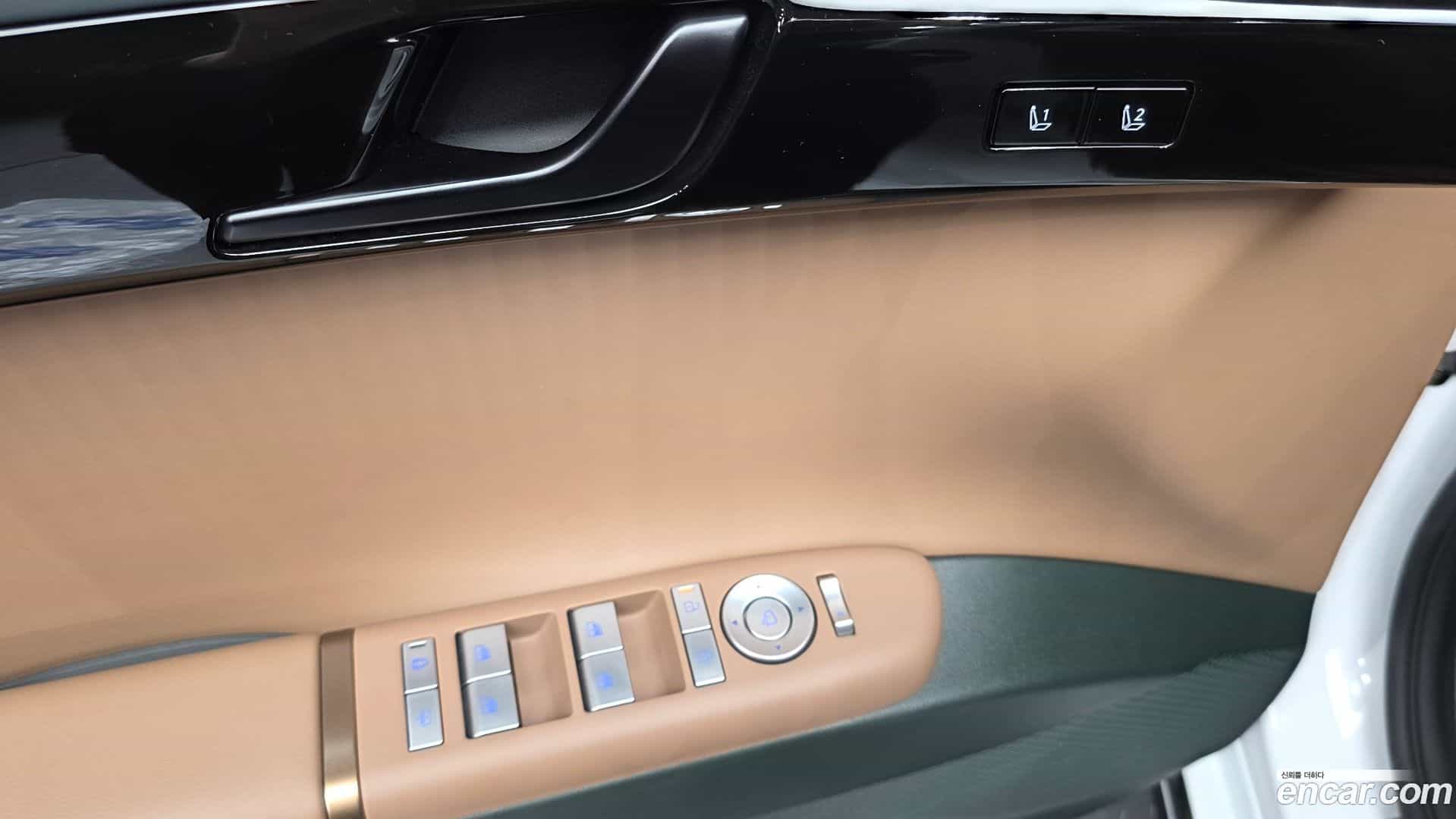 Grandeur Hyundai 2024.4-OPTION-048