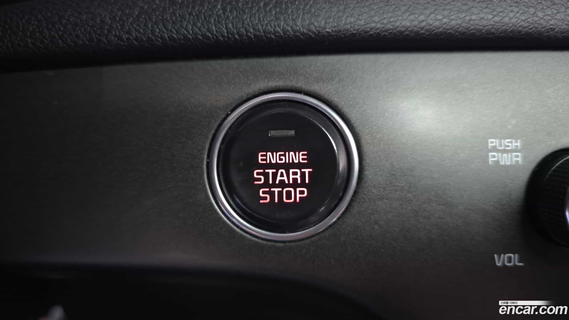 Sportage Kia 2017.8-OPTION-024