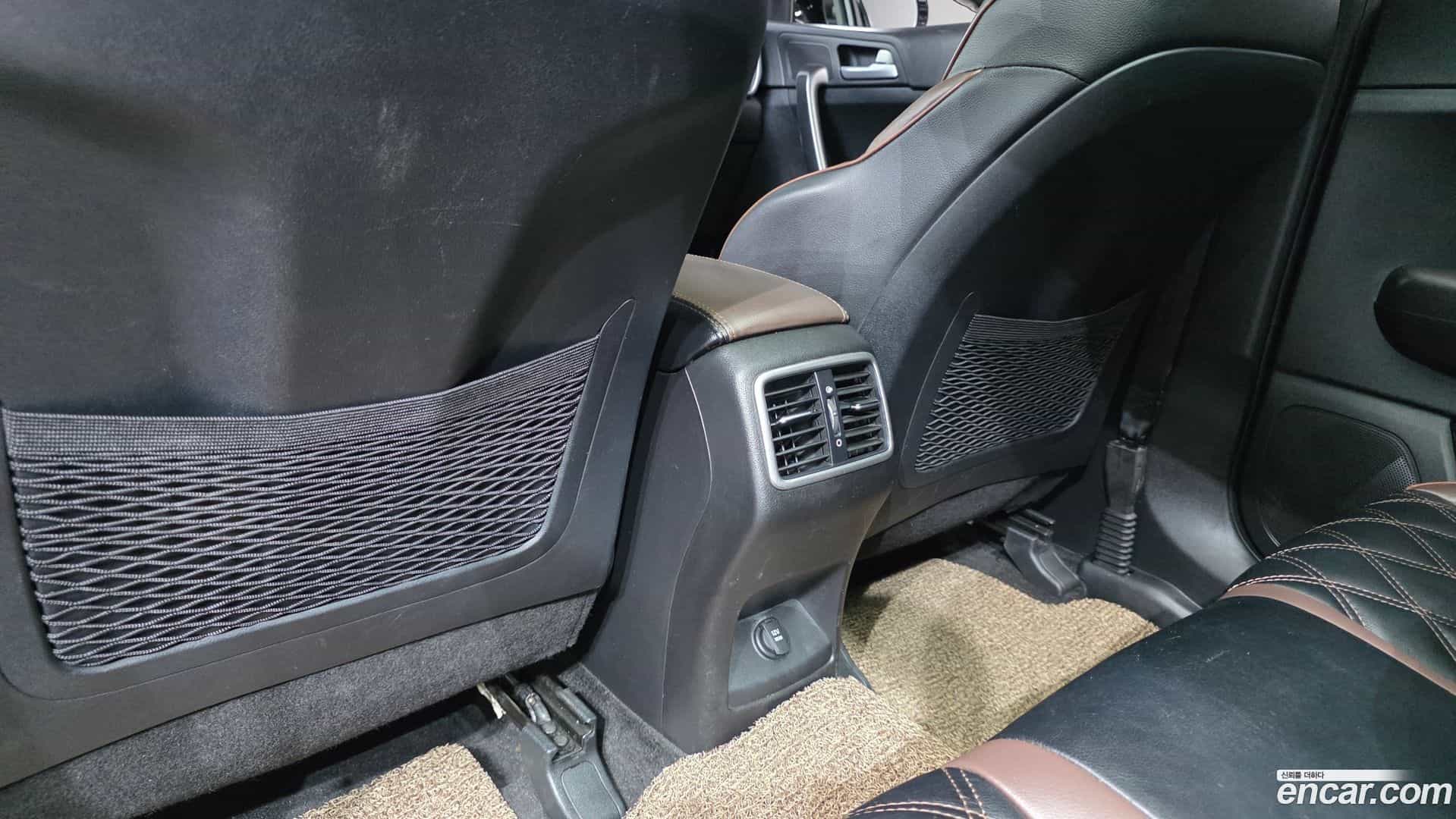 Sportage Kia 2017.8-OPTION-043