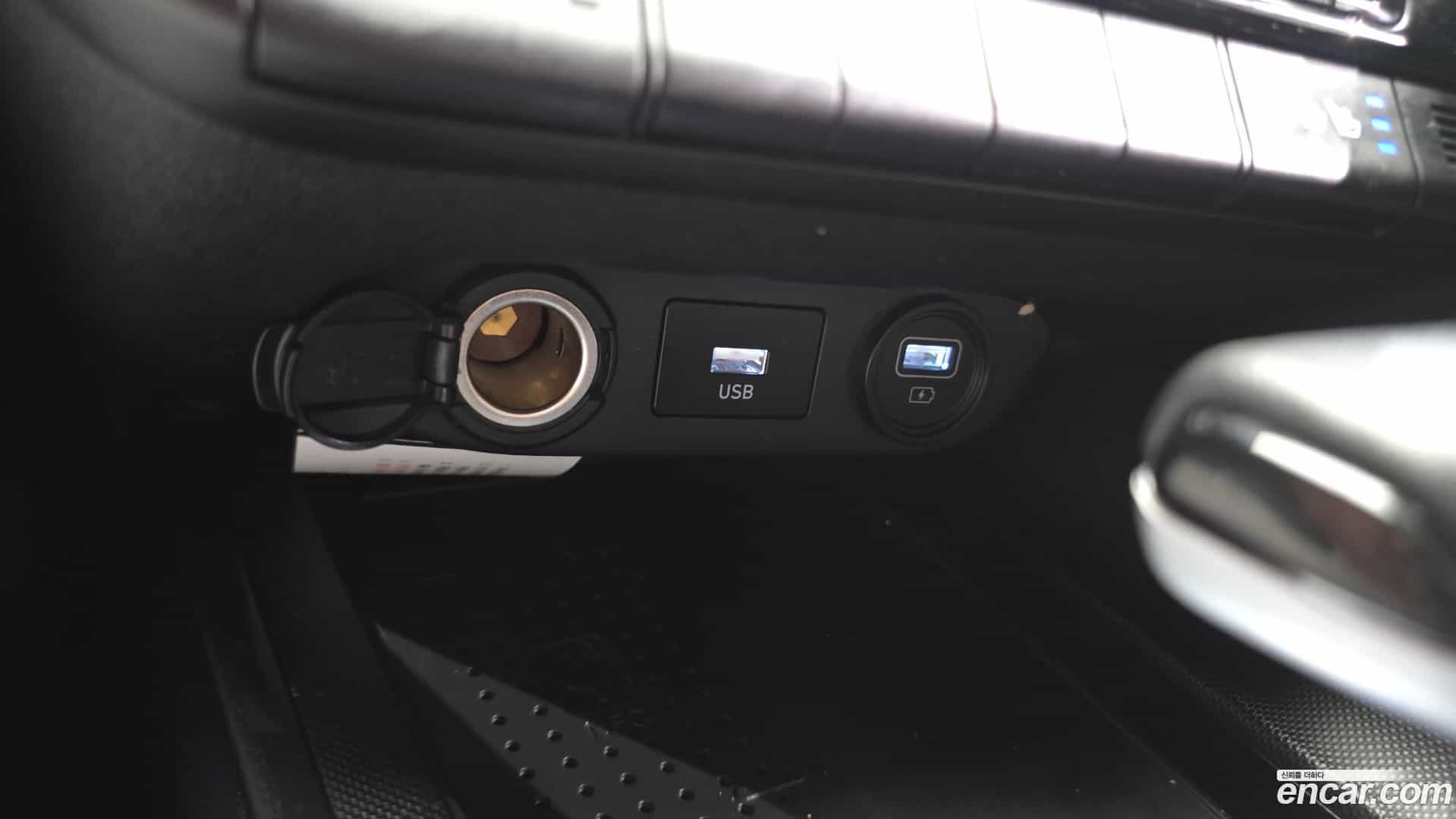 AVANTE Hyundai 2022.3-OPTION-040