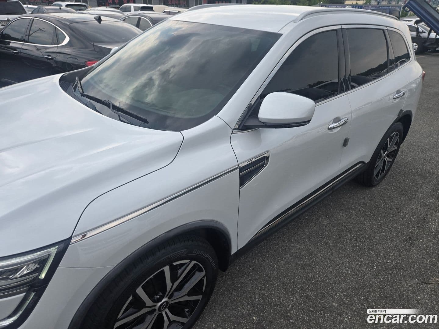 Main__Slider__Photo:QM6 Renault Korea 2021.10-0