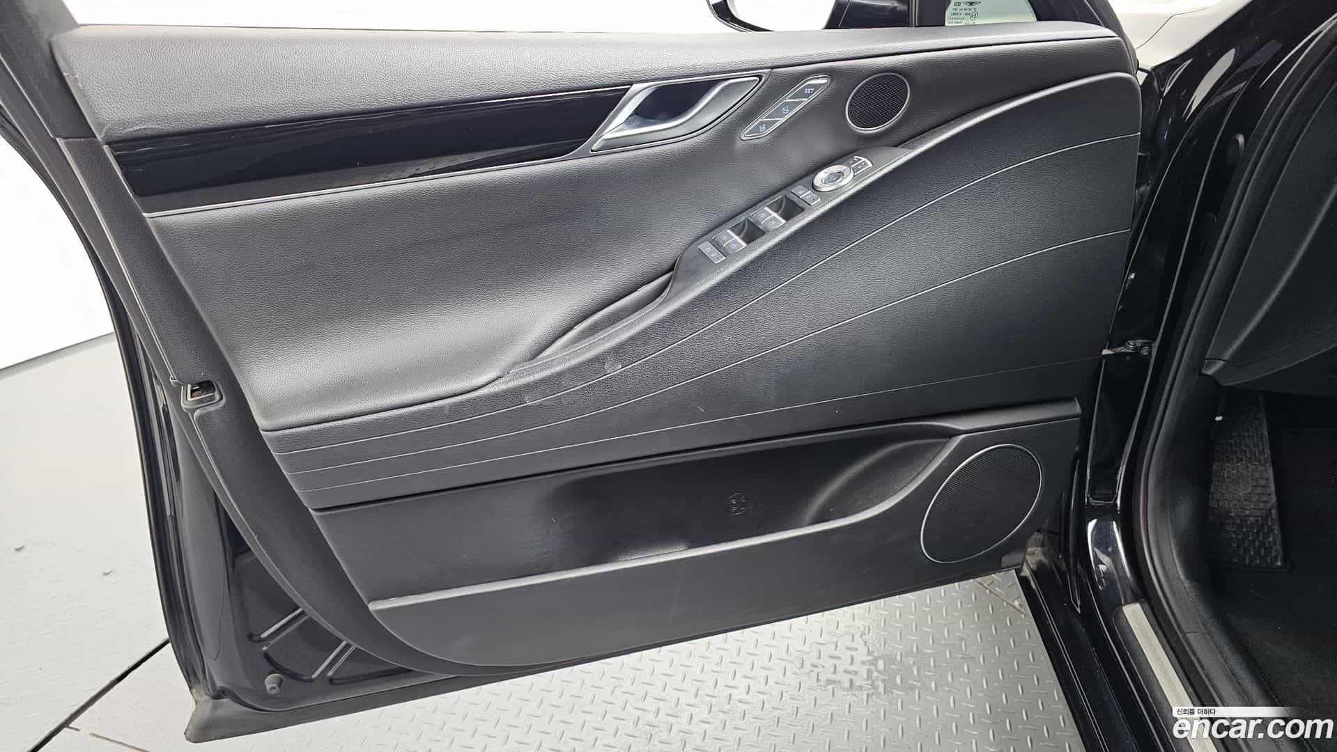 G80 Genesis 2020.8-INNER-034