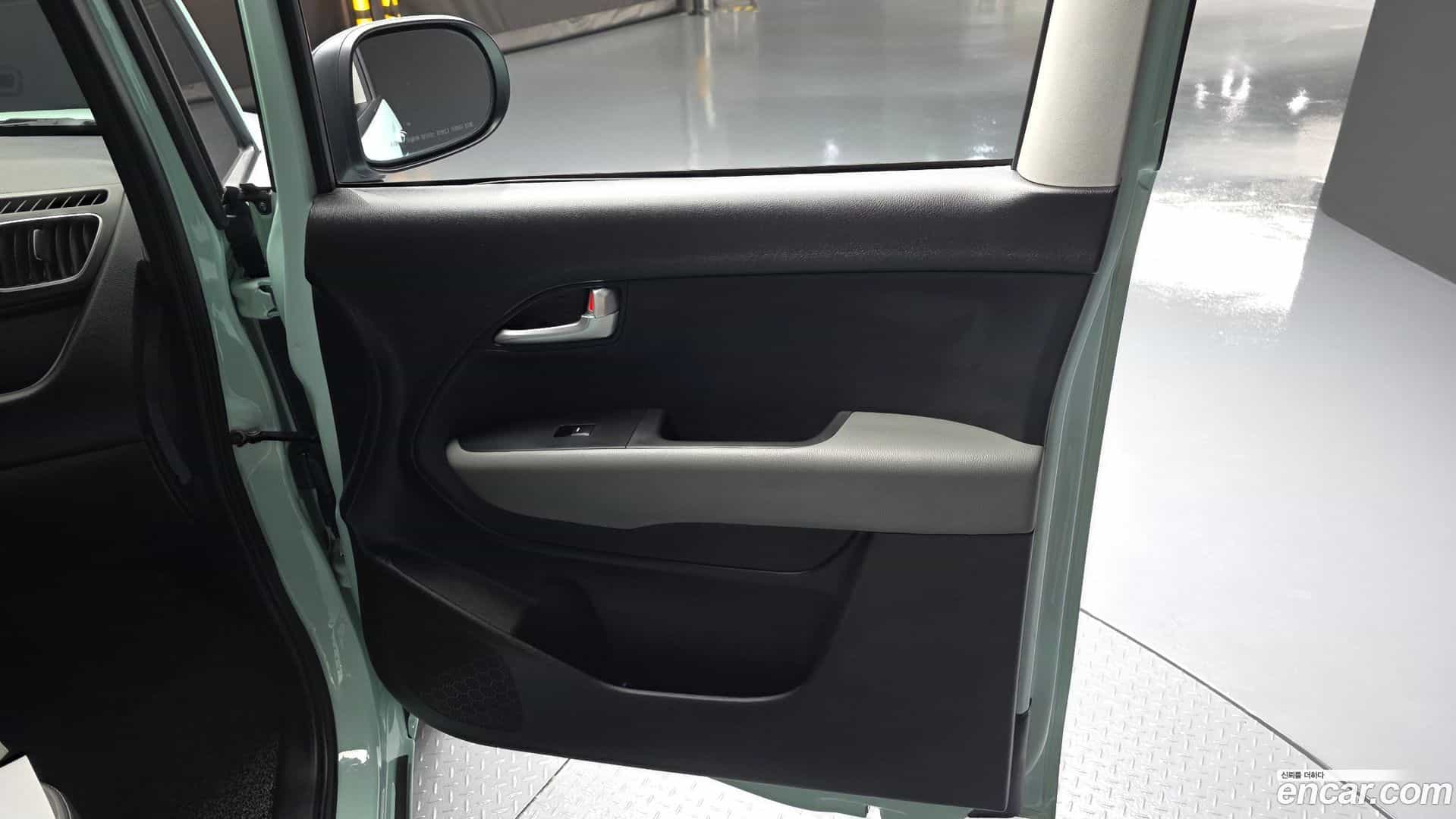 RAY Kia 2022.5-INNER-034