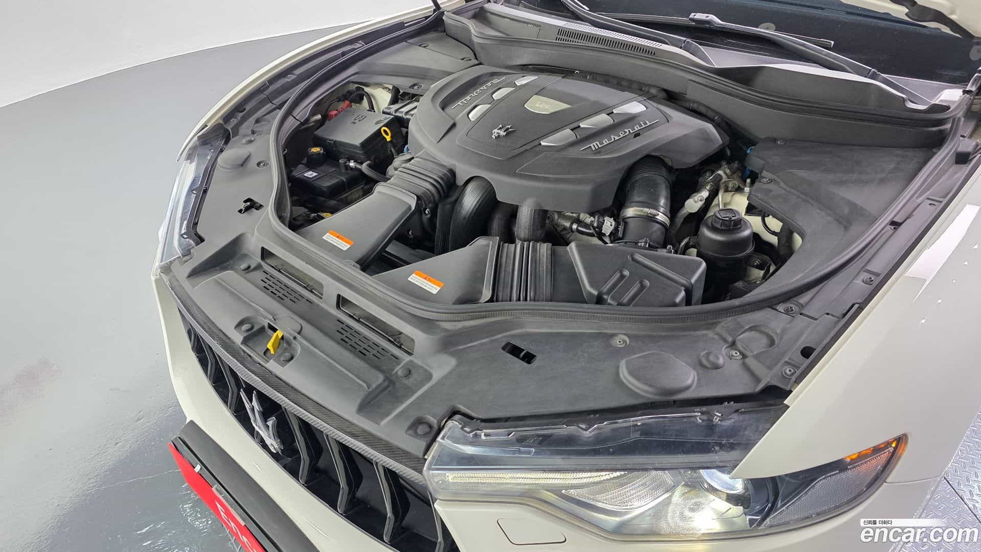 Levante Maserati 2017.1-OUTER-006