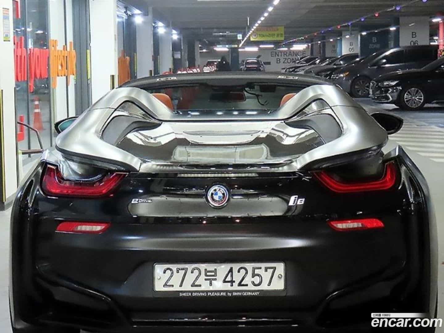 i8 BMW 2019.8-INNER-010