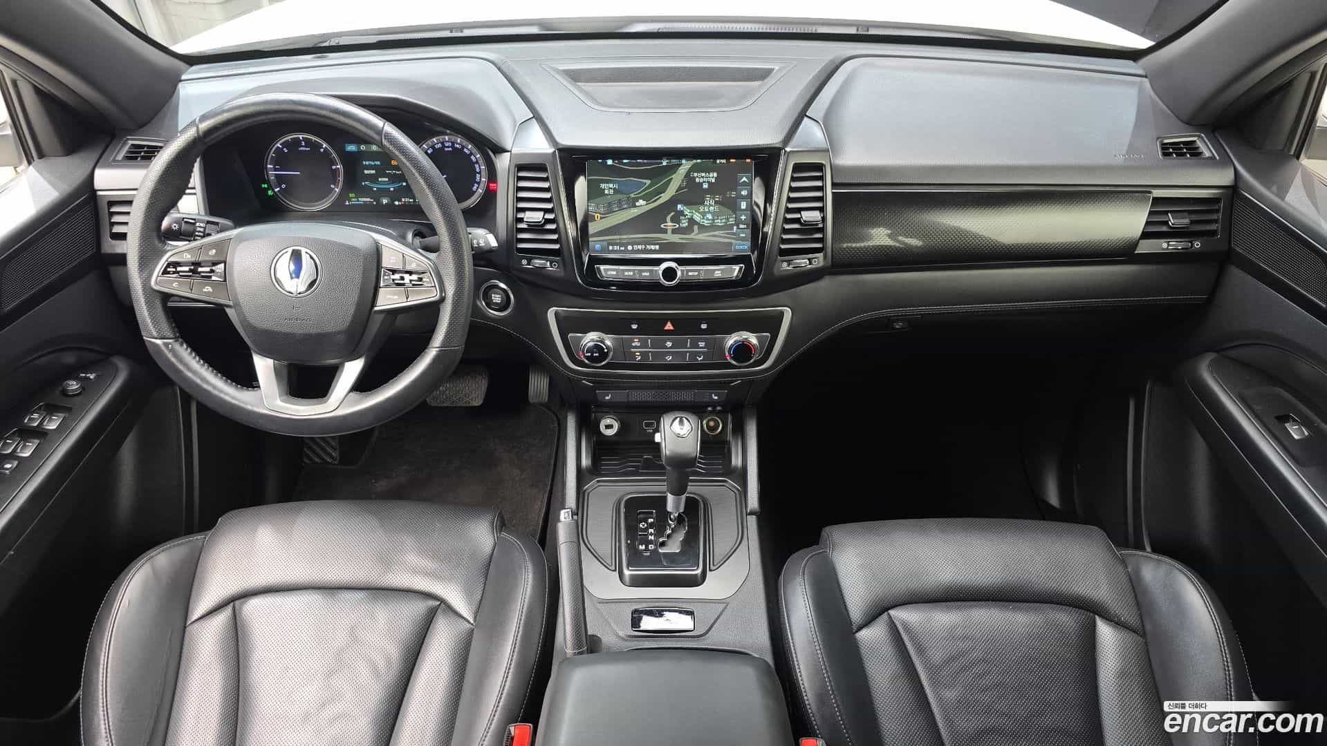 Rexton KG Mobility 2019.10-INNER-007