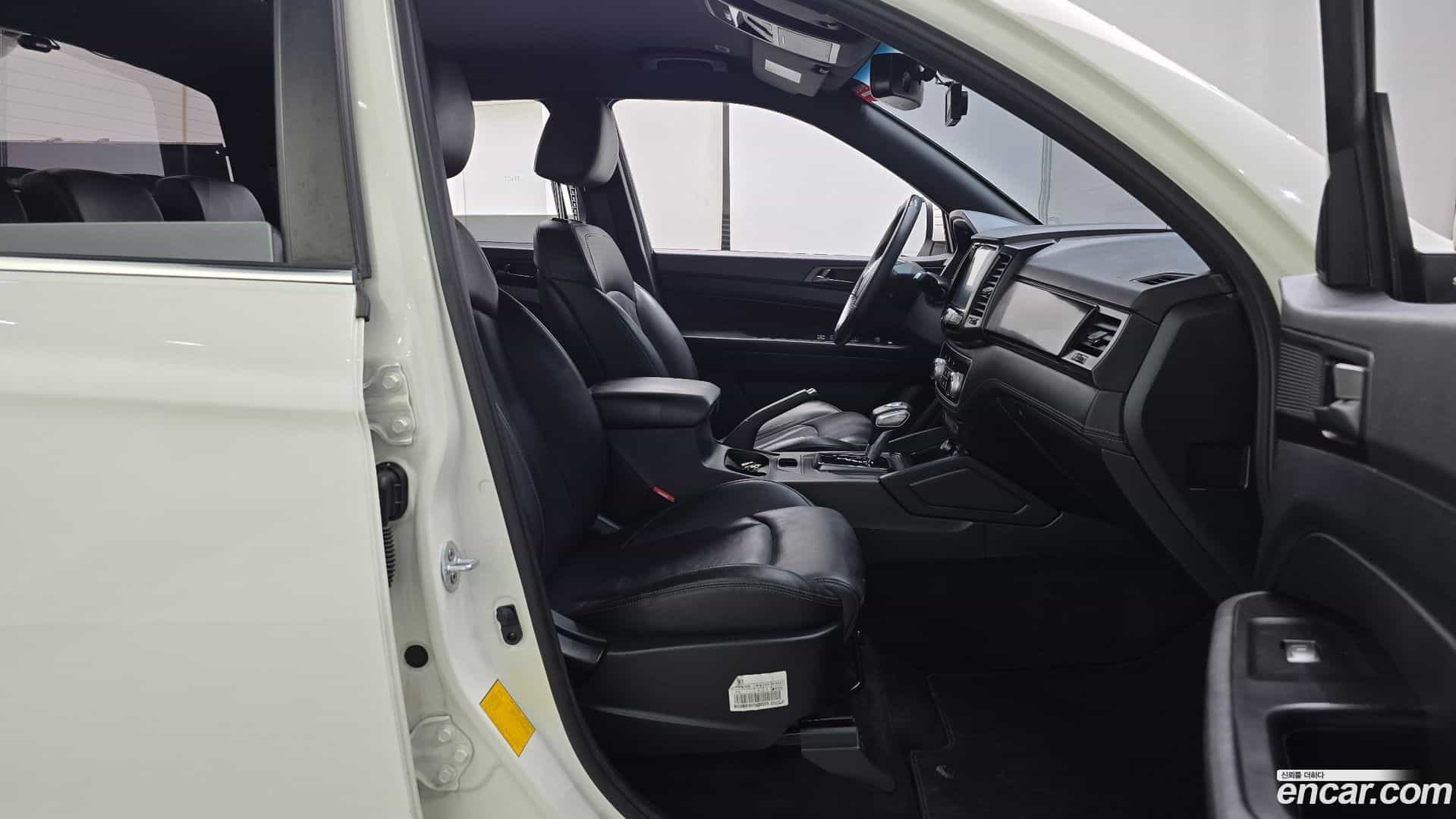Rexton KG Mobility 2019.10-OPTION-015