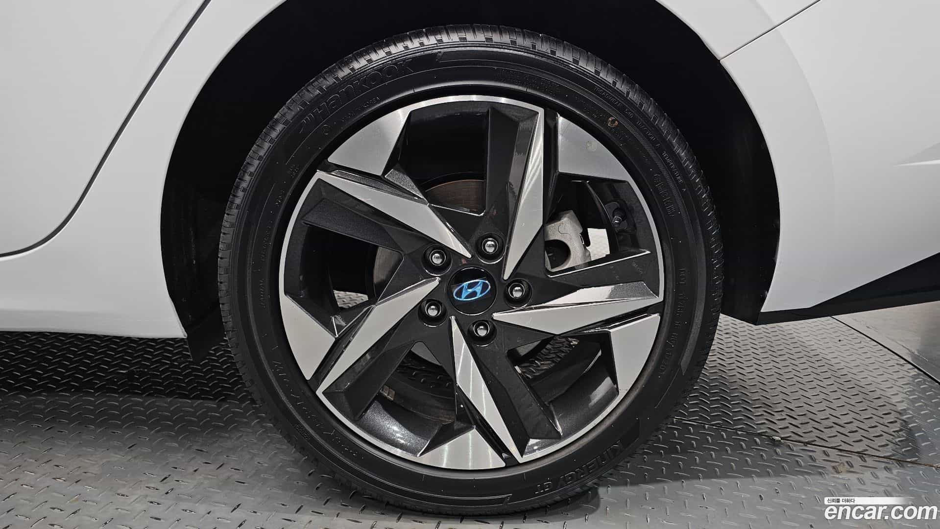 AVANTE Hyundai 2020.4-OUTER-031