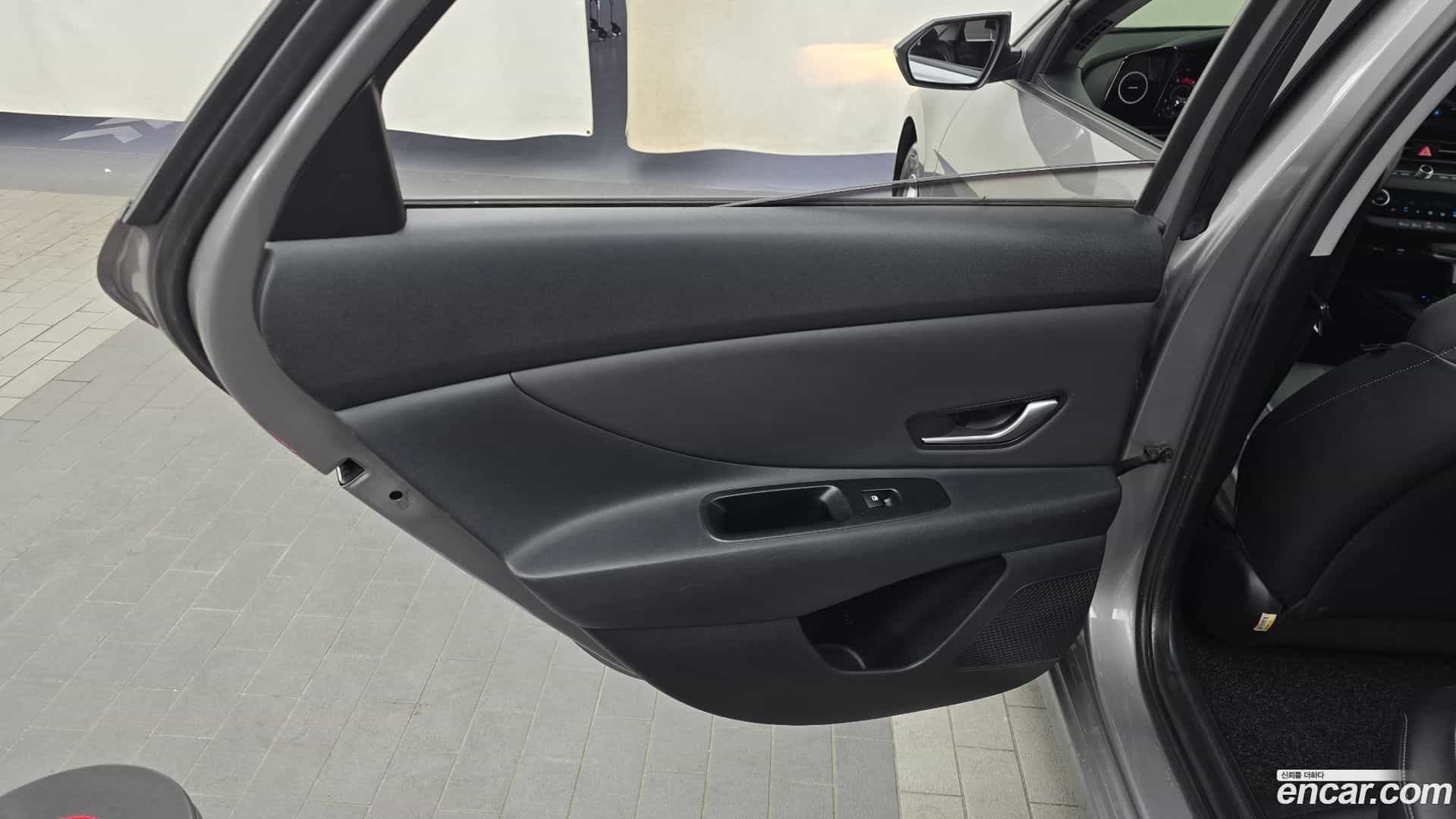 AVANTE Hyundai 2021.4-INNER-035