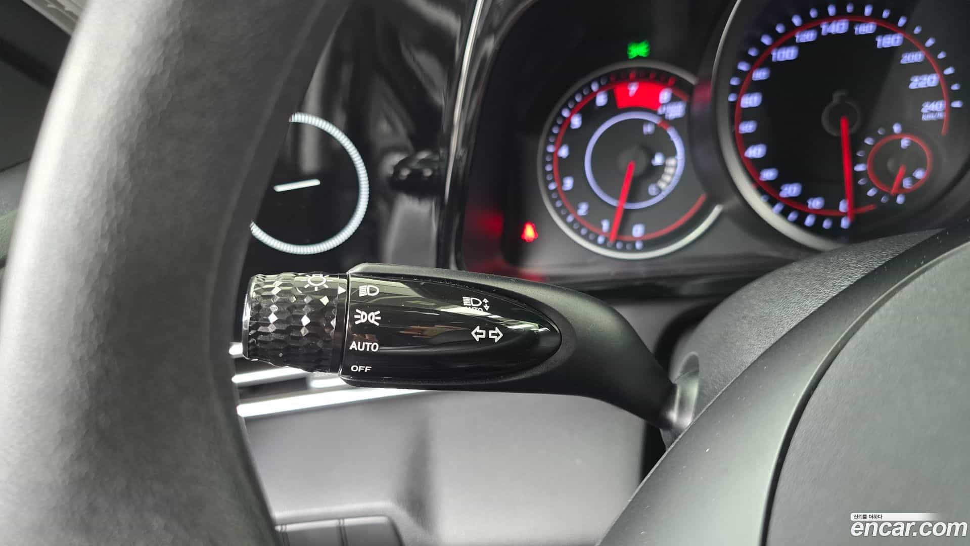 AVANTE Hyundai 2021.4-OPTION-040