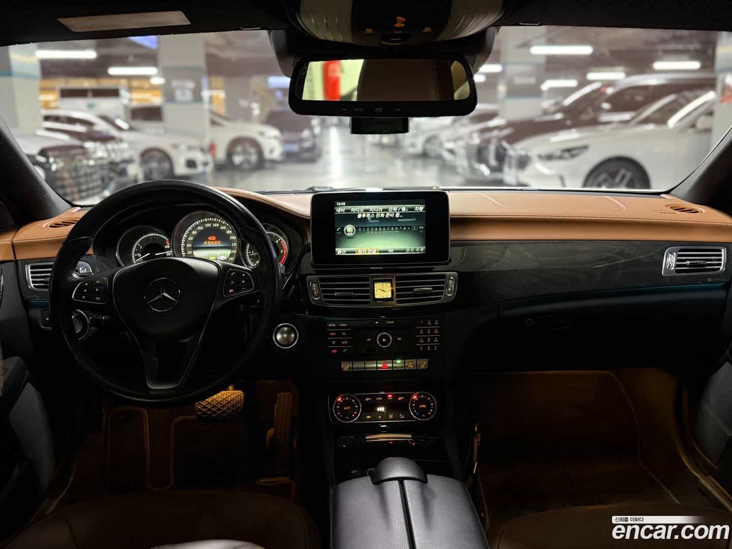 CLS-Class Mercedes-Benz 2016.0-INNER-007