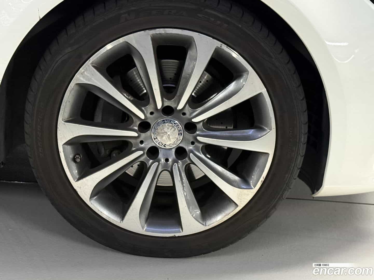 CLS-Class Mercedes-Benz 2016.0-OPTION-023