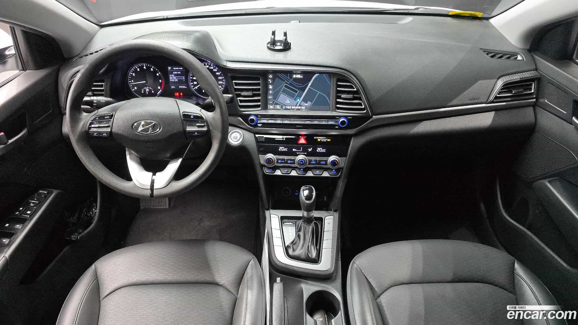 AVANTE Hyundai 2020.2-INNER-007
