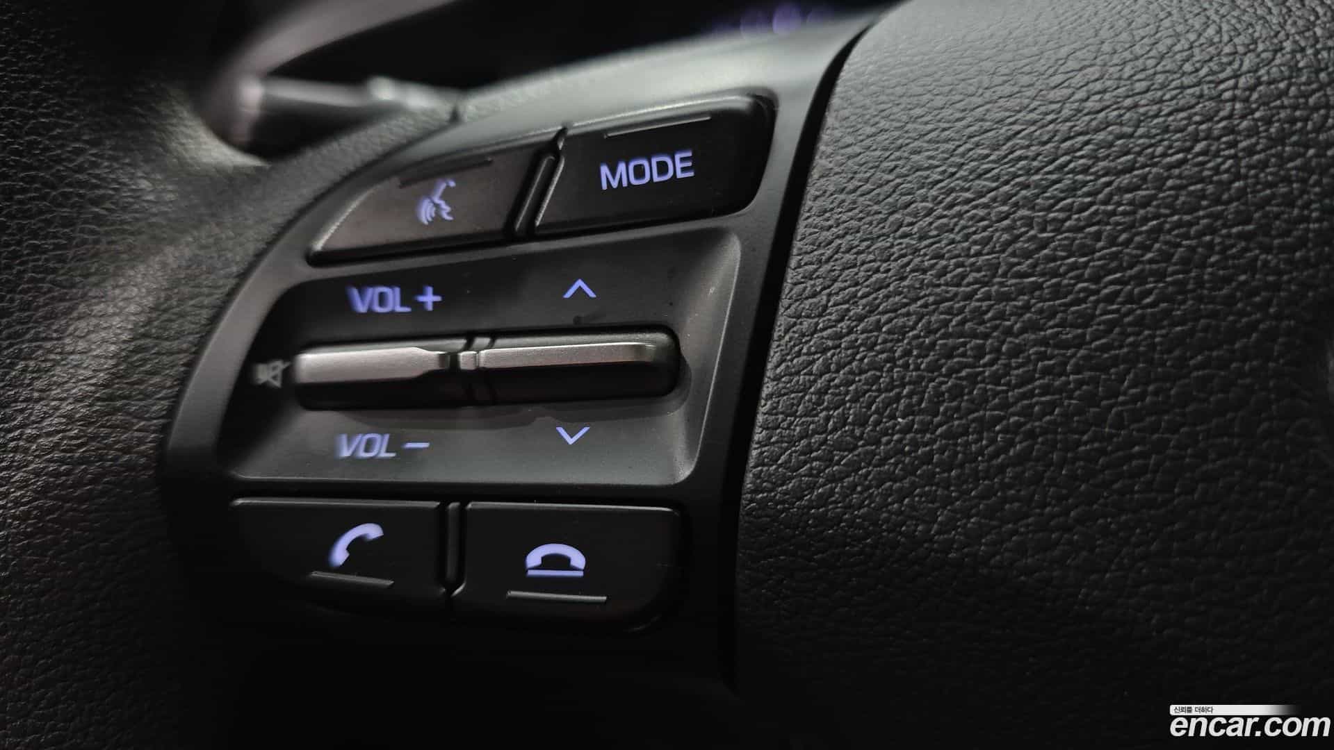 AVANTE Hyundai 2020.2-OPTION-042